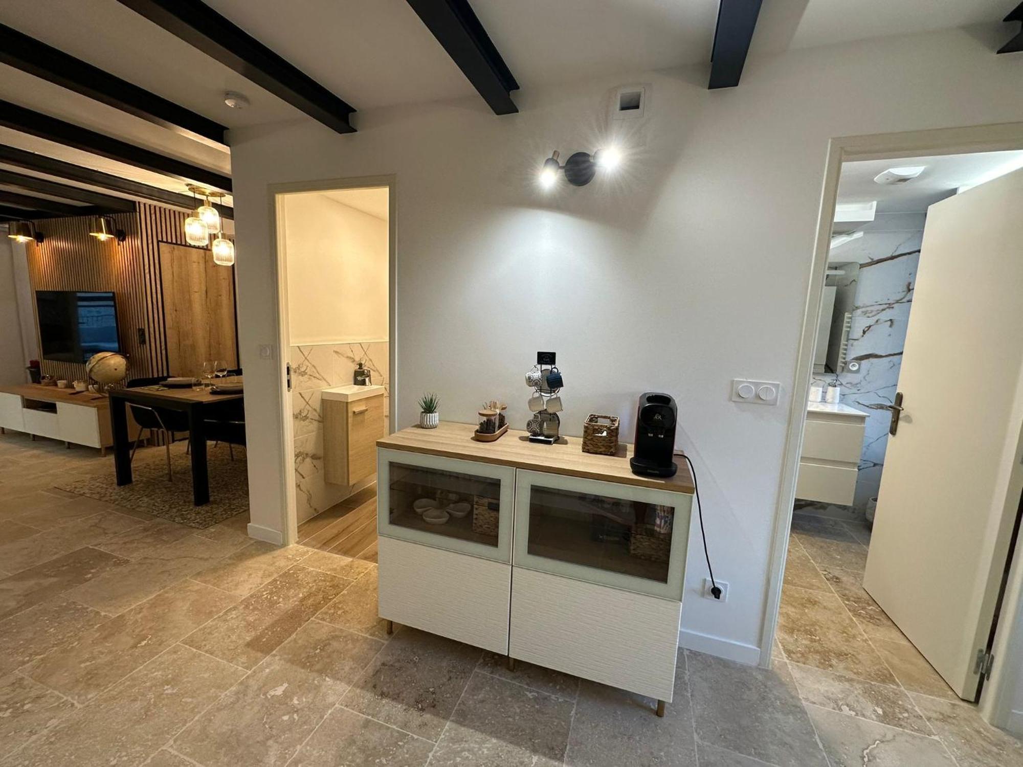 Appartement Loft De Luxe Proche A9 ,gare ,centre Ville,commerce